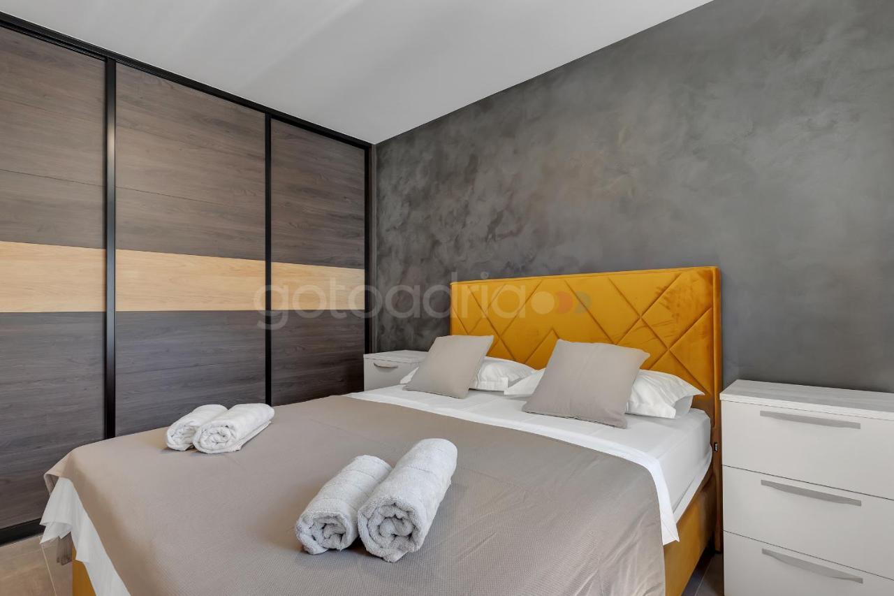 Luxury Seaview Apt Luki - Free Parking Makarska Buitenkant foto