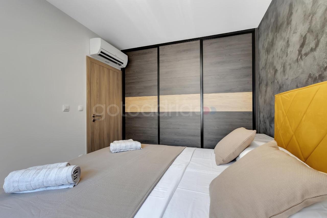 Luxury Seaview Apt Luki - Free Parking Makarska Buitenkant foto